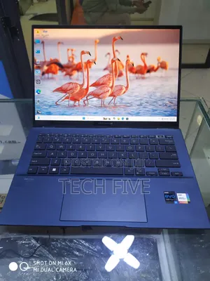 New Laptop Asus Zenbook Duo 14 16GB Intel Core I7 SSD 1T