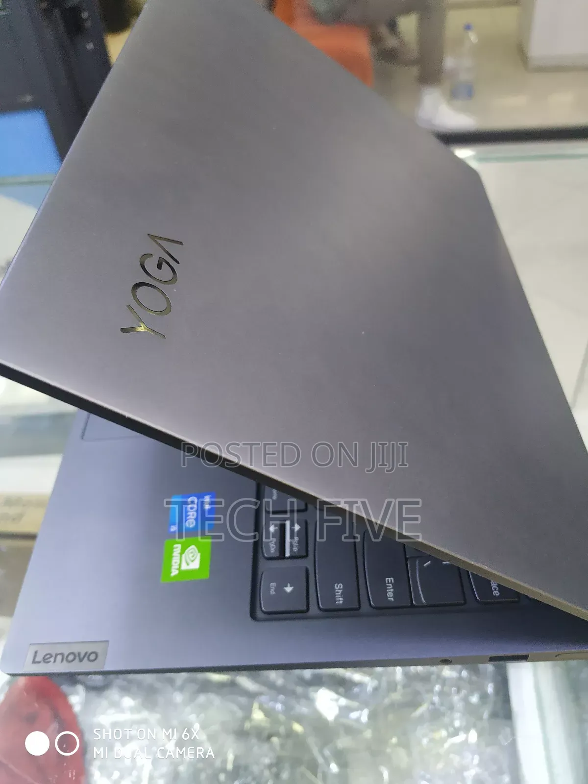 New Laptop Lenovo Yoga 730 16GB Intel Core I5 SSD 512GB