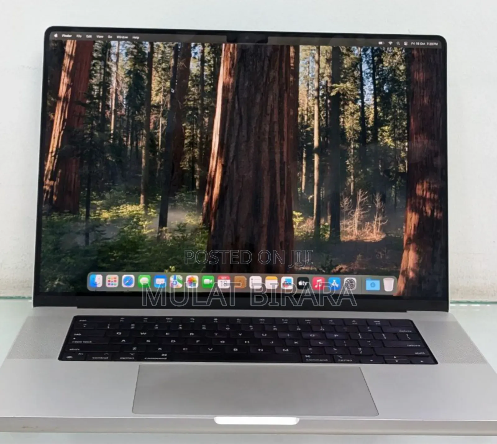 New Laptop Apple MacBook Pro M1 16GB Apple M1 Pro SSD 1T
