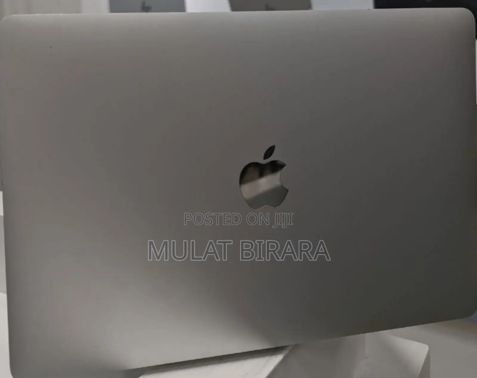 New Laptop Apple MacBook Pro M1 16GB Apple M1 Pro SSD 1T