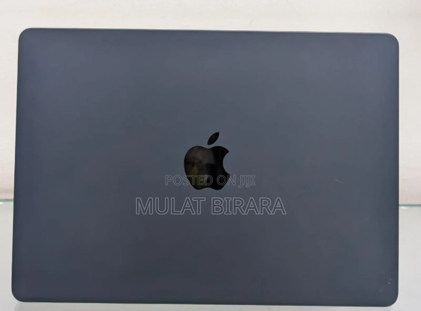 New Laptop Apple MacBook Air 2023 M2 8GB Apple M2 SSD 256GB