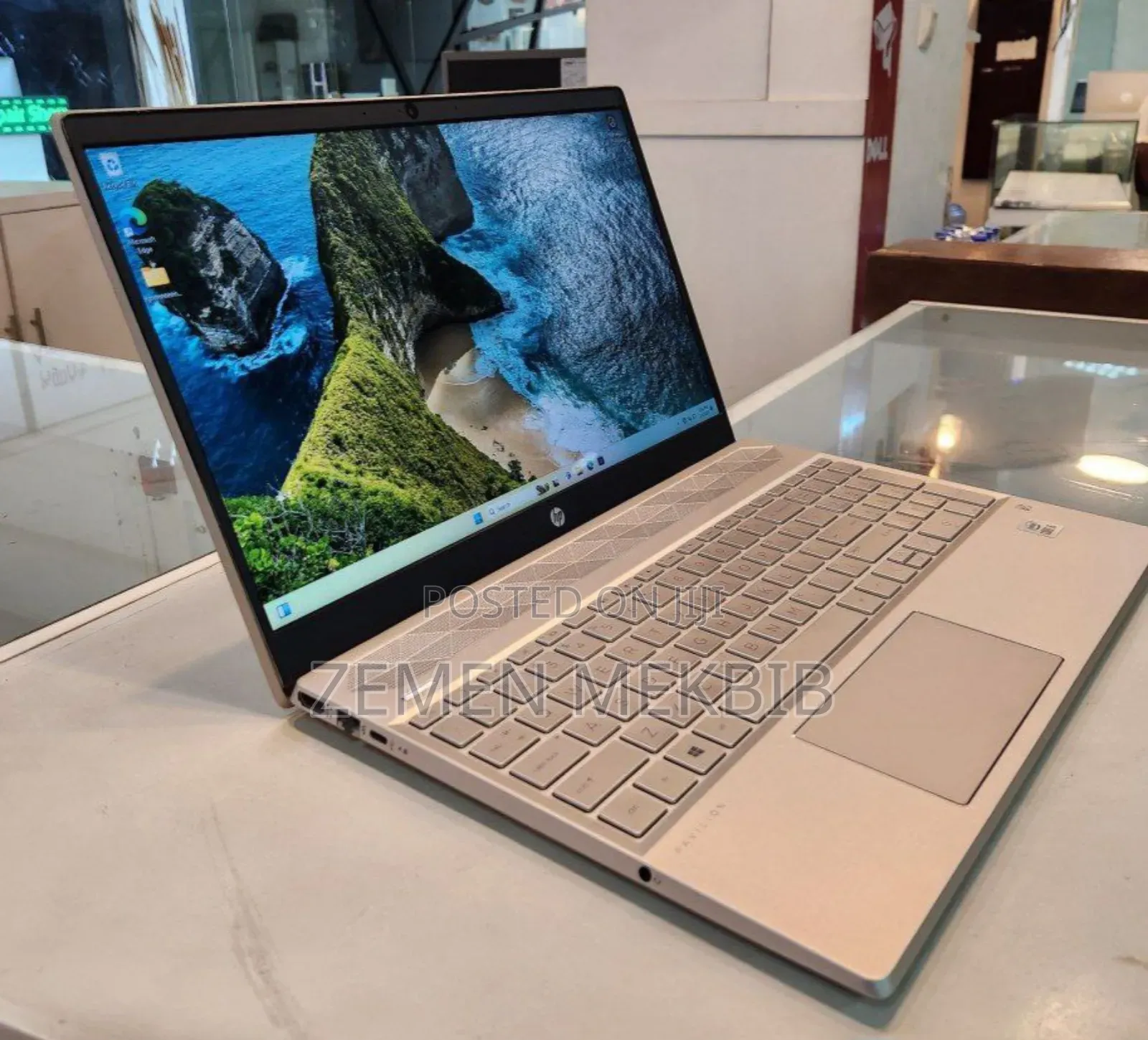 New Laptop HP Pavilion 15 8GB Intel Core I5 SSD 512GB