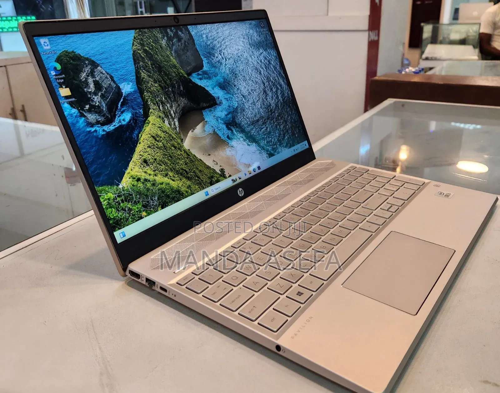 New Laptop HP Pavilion 15 8GB Intel Core I5 SSD 512GB