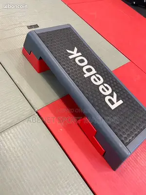 New Omported Original Reebok Stepper