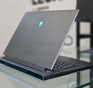 Photo - New Laptop Alienware M17x R2 16GB Intel Core I7 SSD 1T