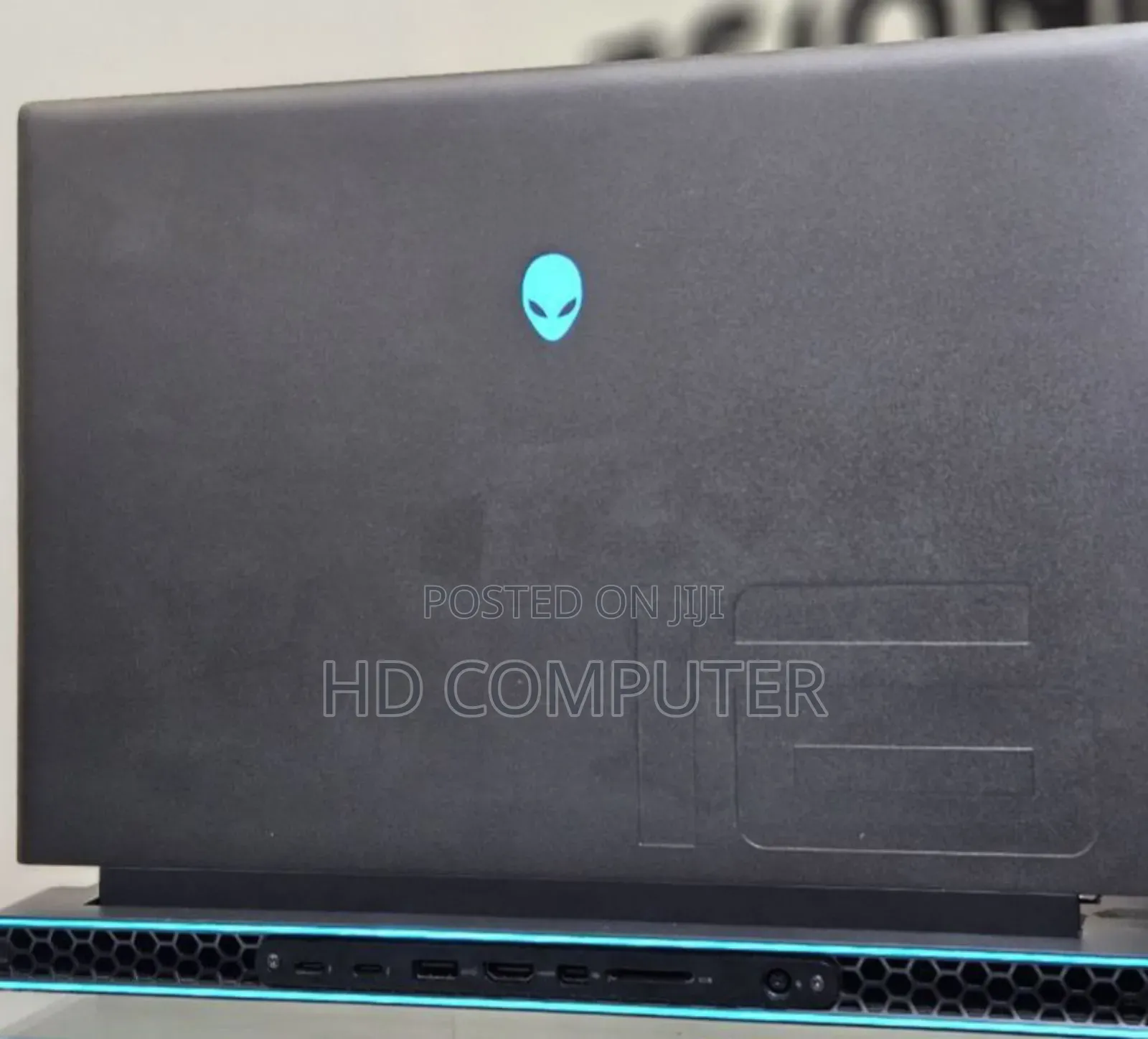 New Laptop Alienware M17x R2 16GB Intel Core I7 SSD 1T