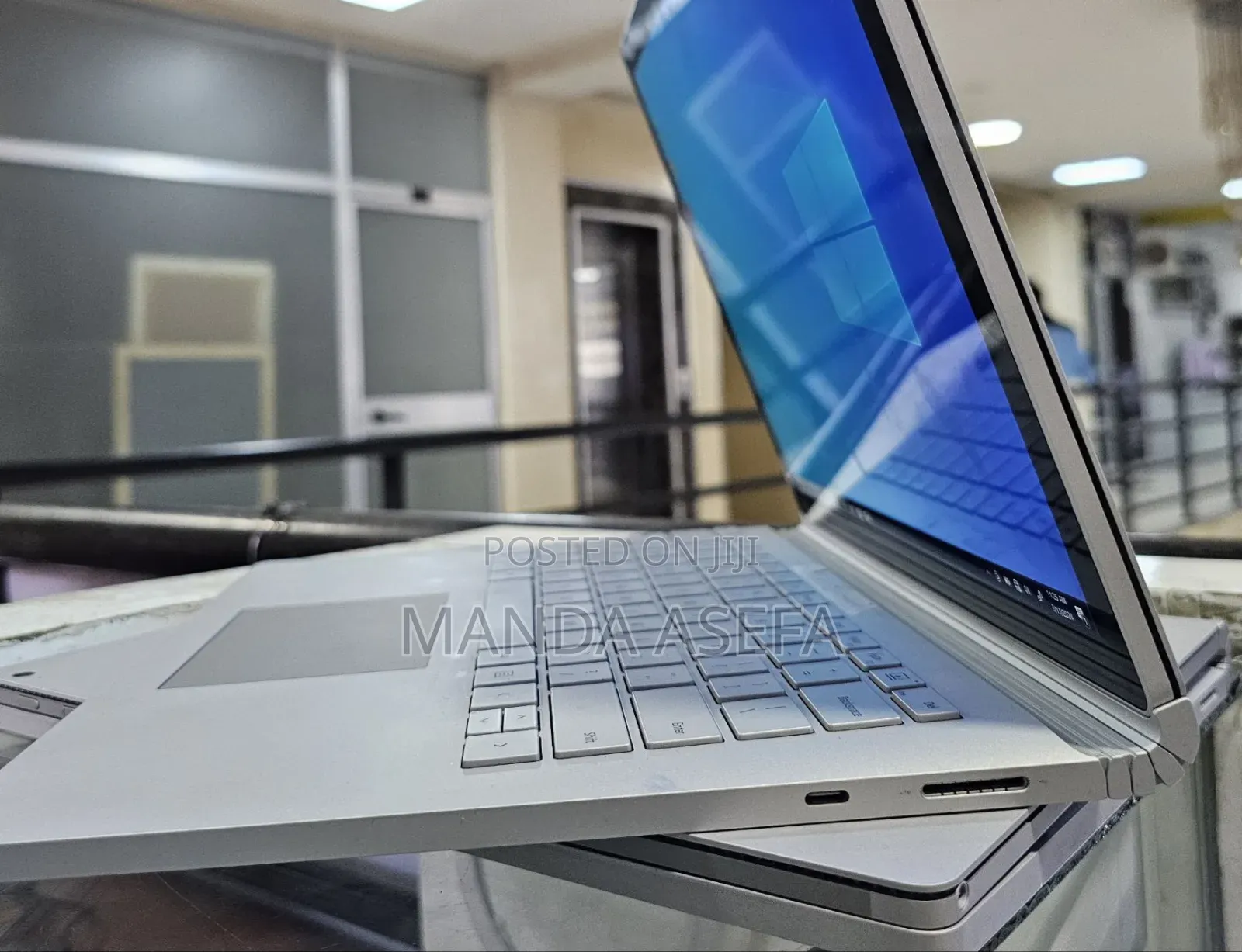 New Laptop Microsoft Surface Book 3 16GB Intel Core I7 SSD 256GB