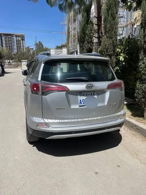 Toyota RAV4 2017 Silver