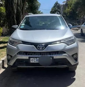 Toyota RAV4 2017 Silver