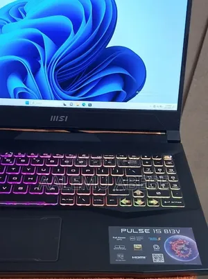 New Laptop MSI Pulse GL66 16GB Intel Core I9 SSD 1T
