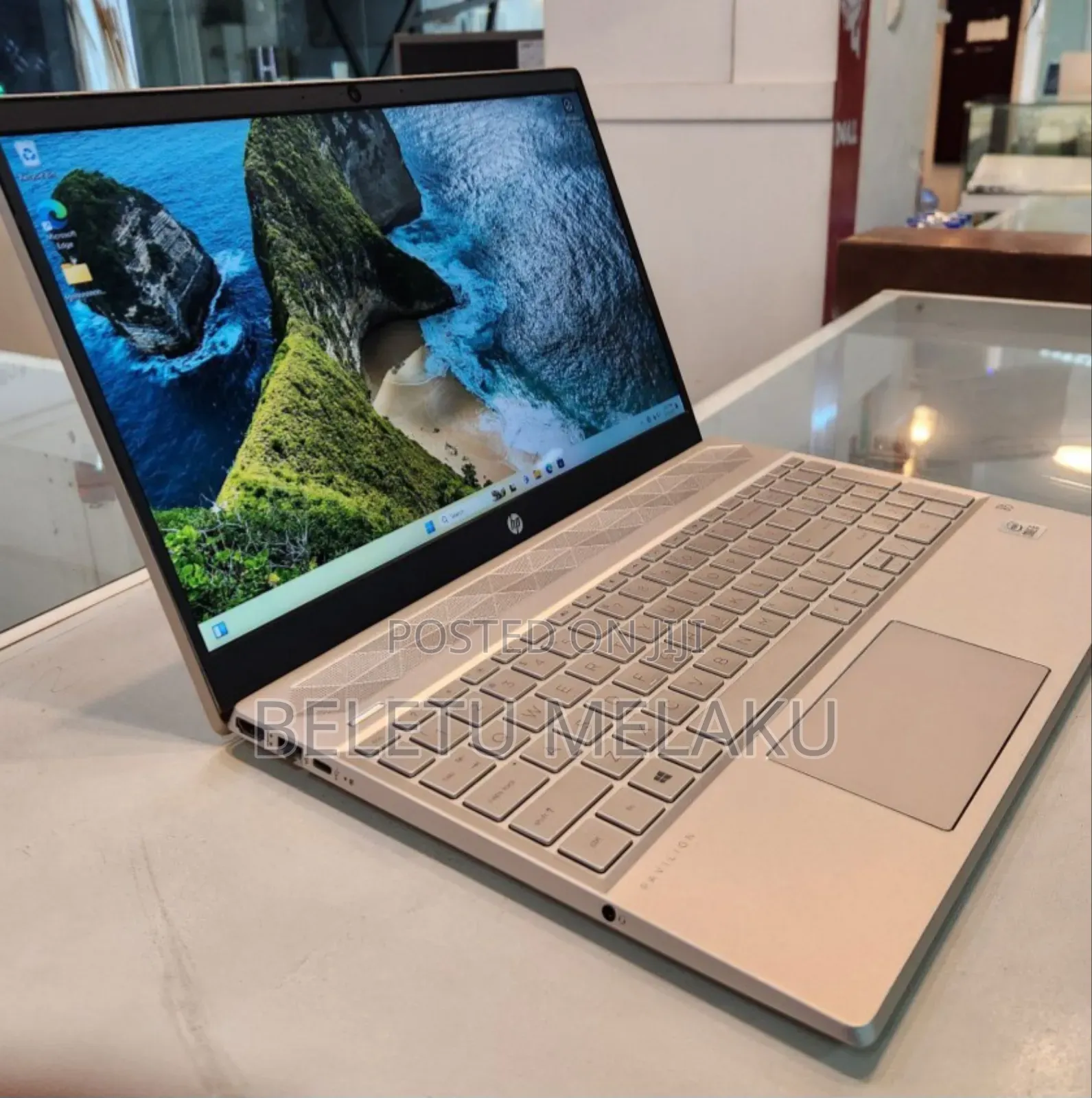 New Laptop HP Pavilion 15 8GB Intel Core I5 SSD 512GB