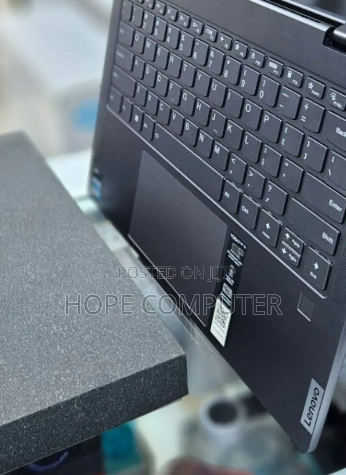 New Laptop Lenovo Yoga 7i 8GB Intel Core I7 SSD 512GB