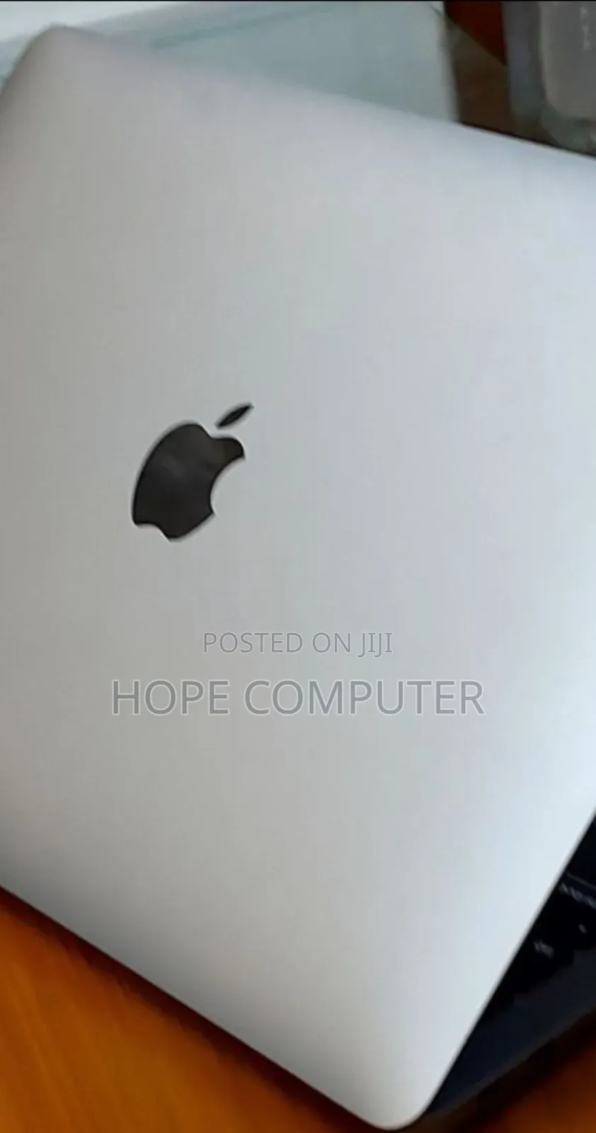 New Laptop Apple MacBook Pro M1 8GB Intel Core I5 SSD 512GB