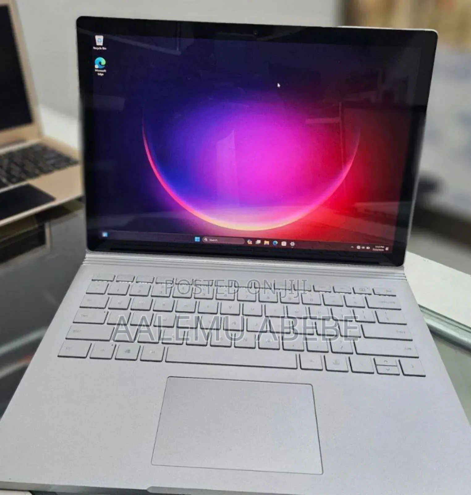 New Laptop Microsoft Surface Book 3 16GB Intel Core I7 SSD 256GB