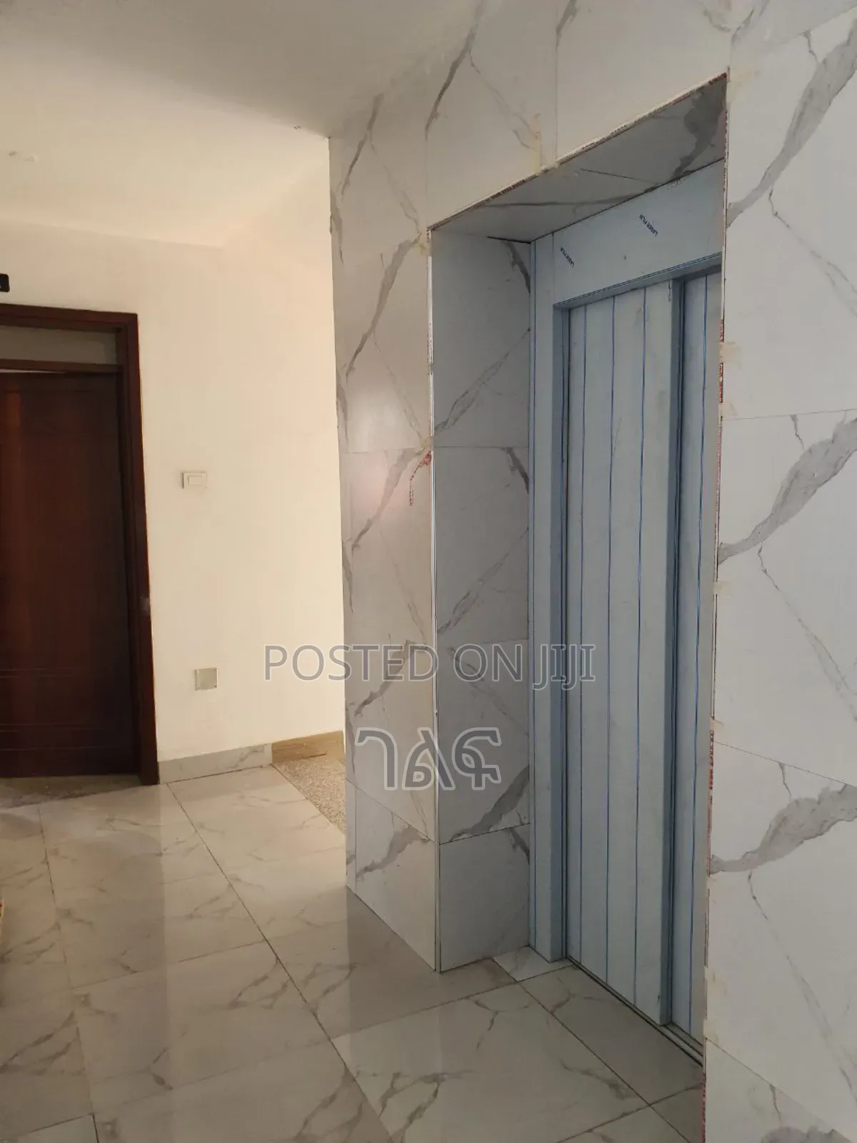 3bdrm Apartment in "አስቼኳይ ሽያጭ በአያት ጂኤች, Bole for sale