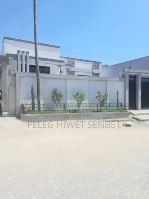 Furnished 5bdrm Villa in አአ, Bole for sale