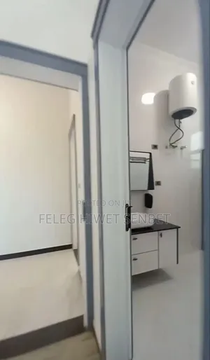 Furnished 5bdrm Villa in አአ, Bole for sale