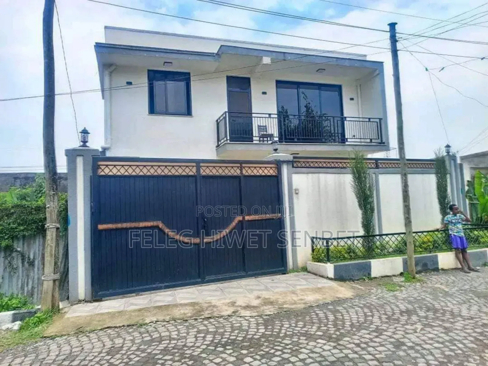 Furnished 5bdrm Villa in አአ, Bole for sale