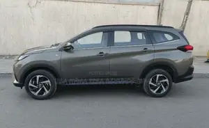 Toyota Rush 2022 Pearl