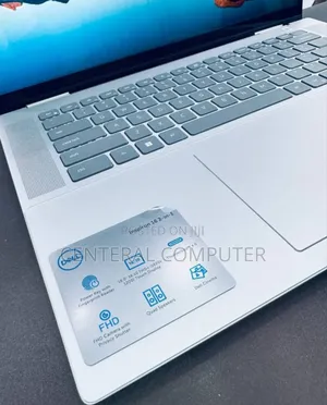 Photo - New Laptop Dell Inspiron 11 3162 16GB Intel Core I7 SSD 512GB