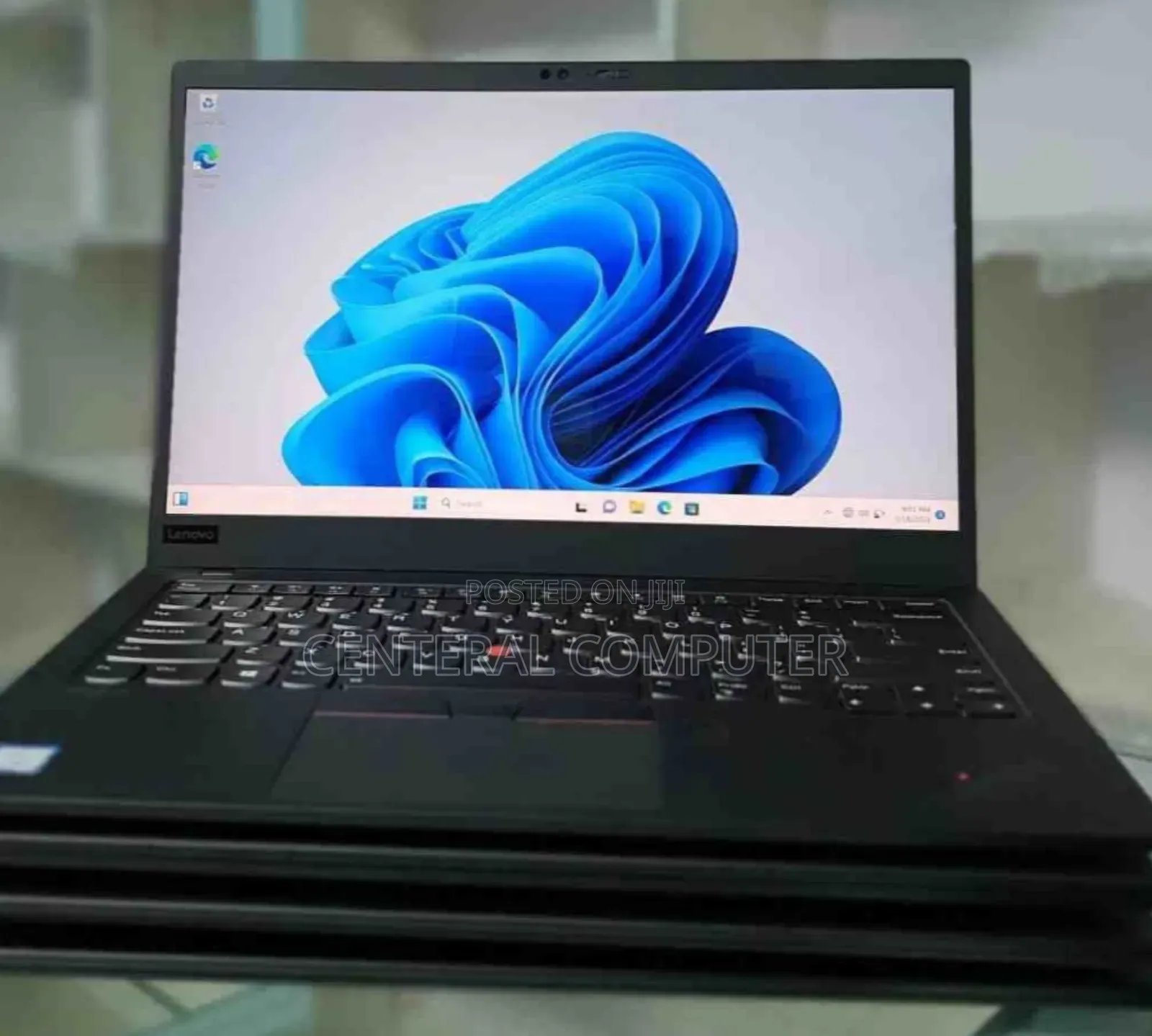 New Lenovo ThinkPad X1 Carbon Gen11 16GB Intel Core I7 SSD 512GB