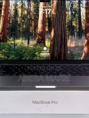 New Laptop Apple MacBook Pro 2022 M2 16GB Apple M2 SSD 512GB