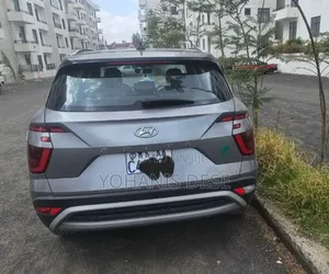 Hyundai Creta 2023 Silver