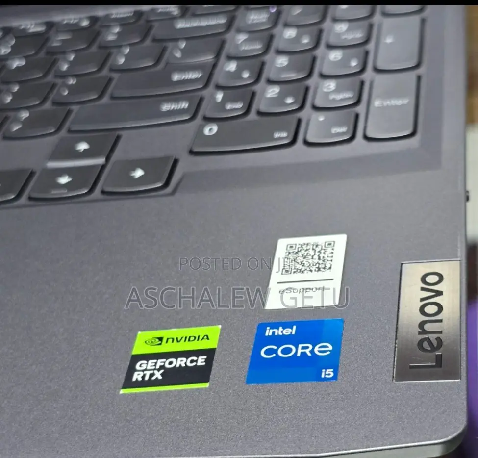 New Laptop Lenovo LOQ 15IRH8 32GB Intel Core I5 SSD 512GB