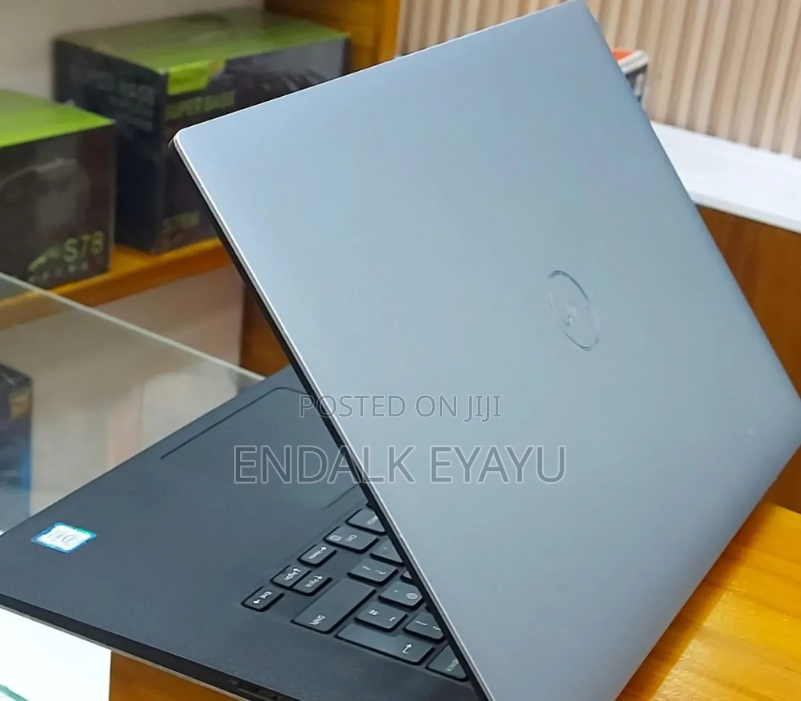 New Laptop Dell Precision 5540 32GB Intel Core I7 SSD 512GB