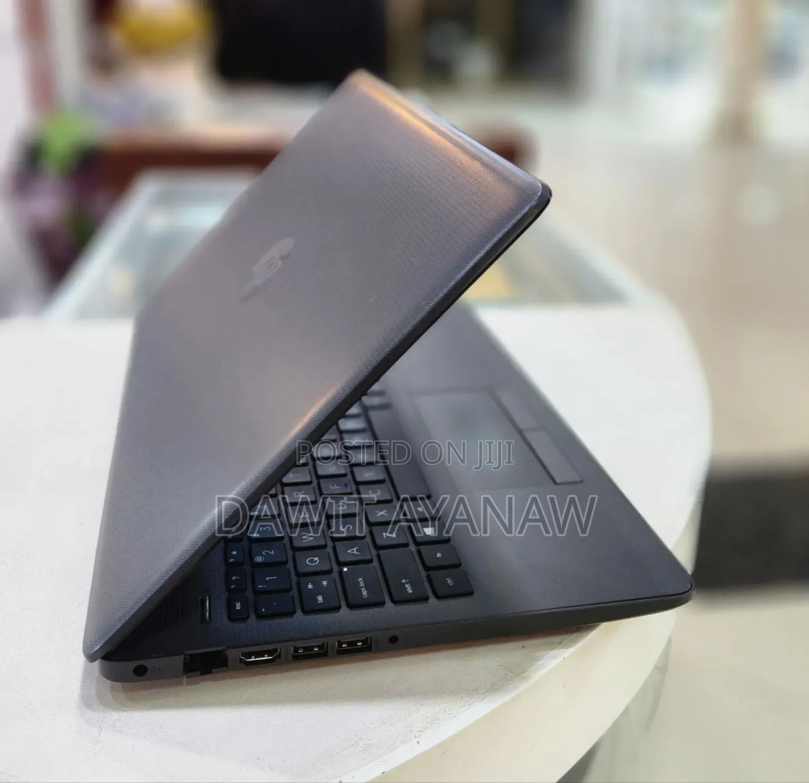 New Laptop HP Stream Notebook 8GB Intel Core I7 HDD 1T