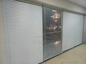Photo - Office Shutter Venetian Window Blind Curtains