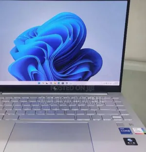 New Laptop HP Pavilion 14 16GB Intel Core I7 SSD 1T