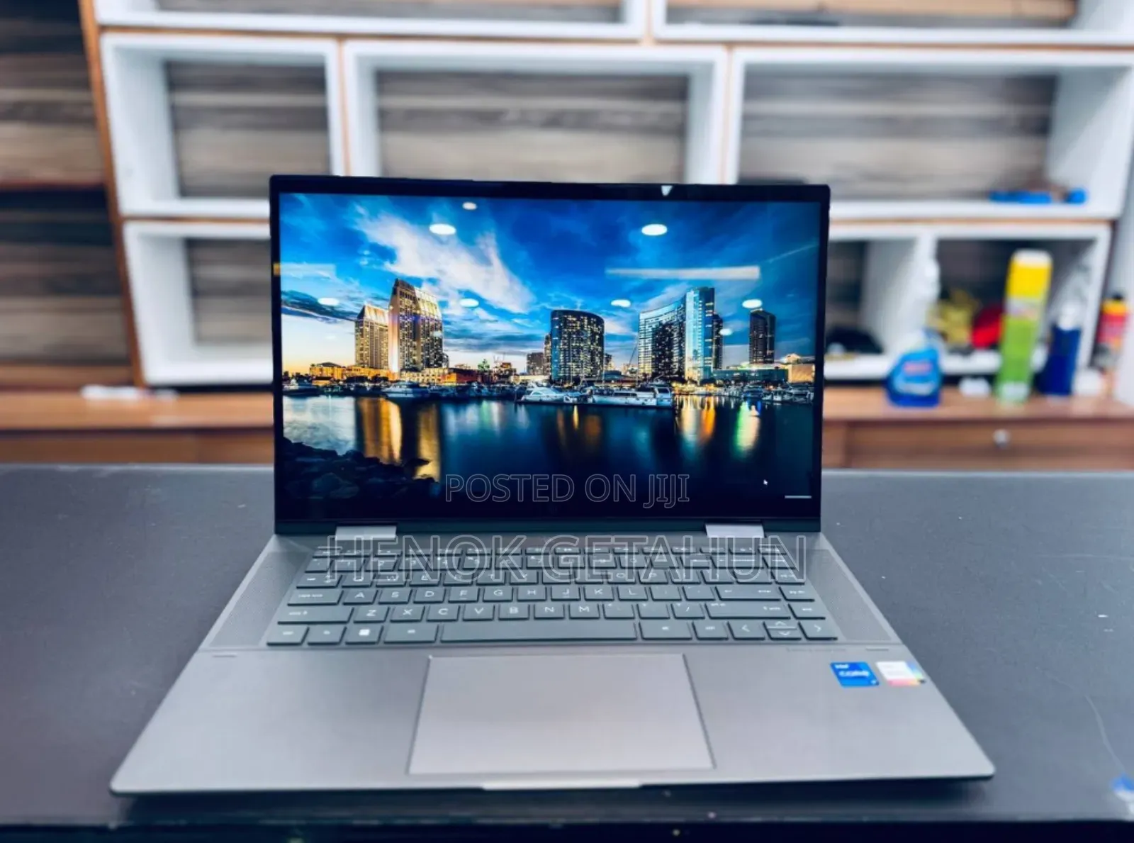 New Laptop HP Envy X360 16GB Intel Core I7 SSD 1T