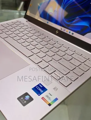 New Laptop HP Pavilion 13 16GB Intel Core I7 SSD 1T