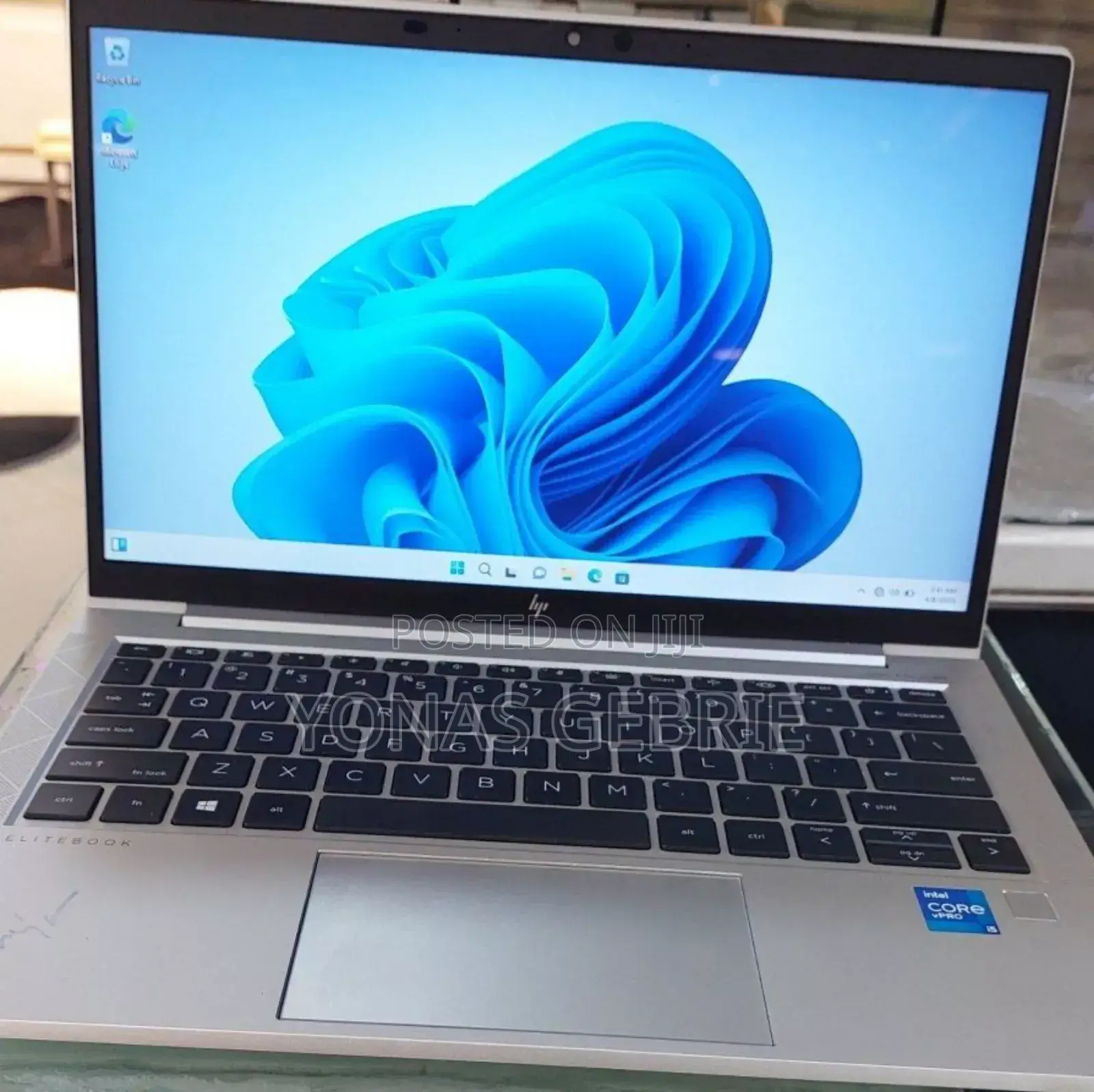 New Laptop HP EliteBook 830 G8 8GB Intel Core I5 SSD 512GB