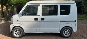 Suzuki Every Wagon 2012 White