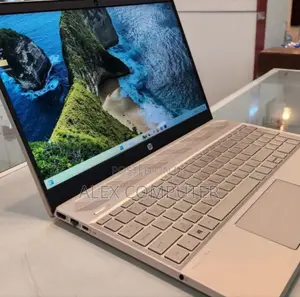 New Laptop HP Pavilion 15 8GB Intel Core I5 SSD 512GB