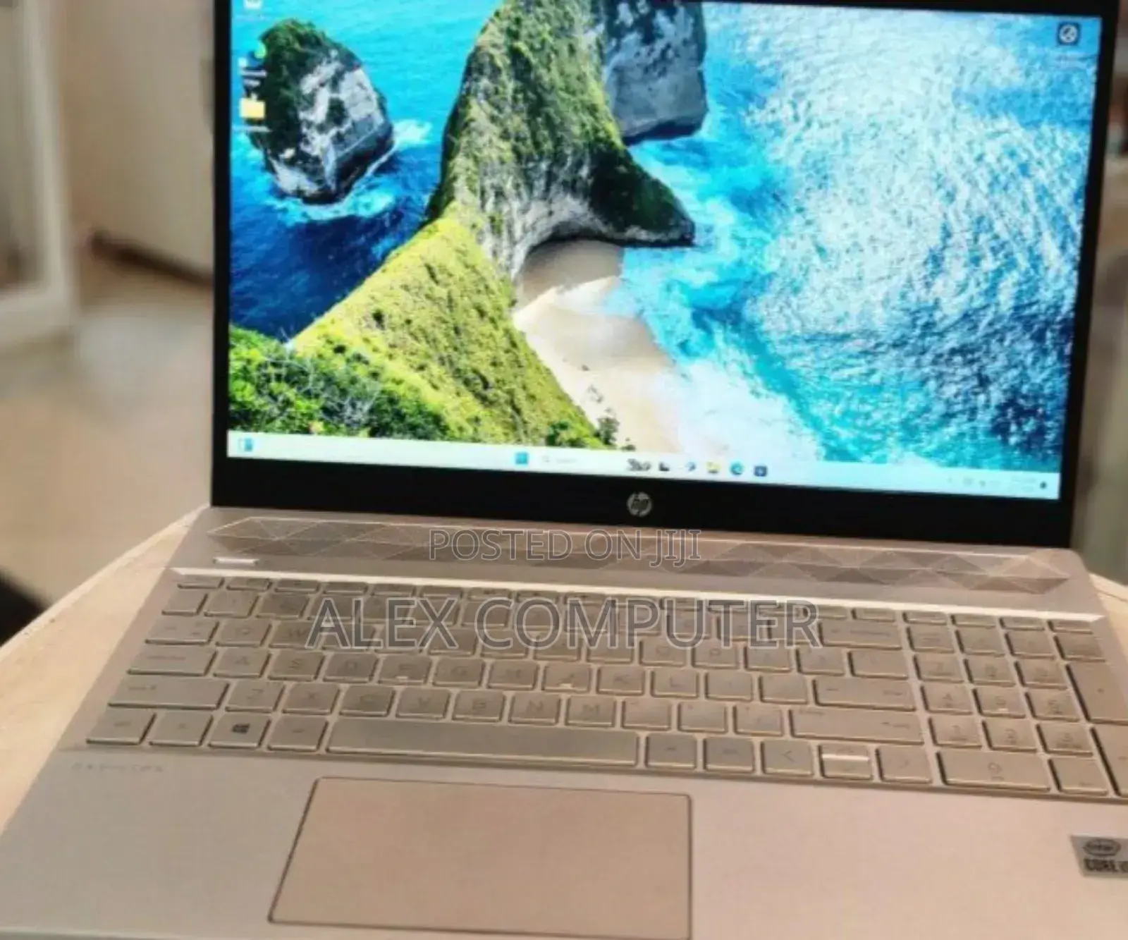 New Laptop HP Pavilion 15 8GB Intel Core I5 SSD 512GB