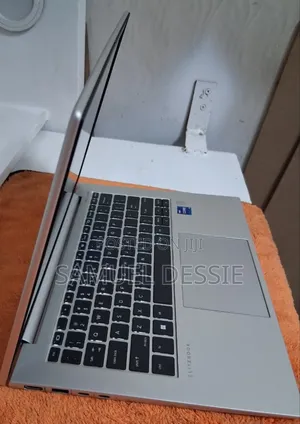 New Laptop HP EliteBook 840 G9 16GB Intel Core I7 SSD 1T