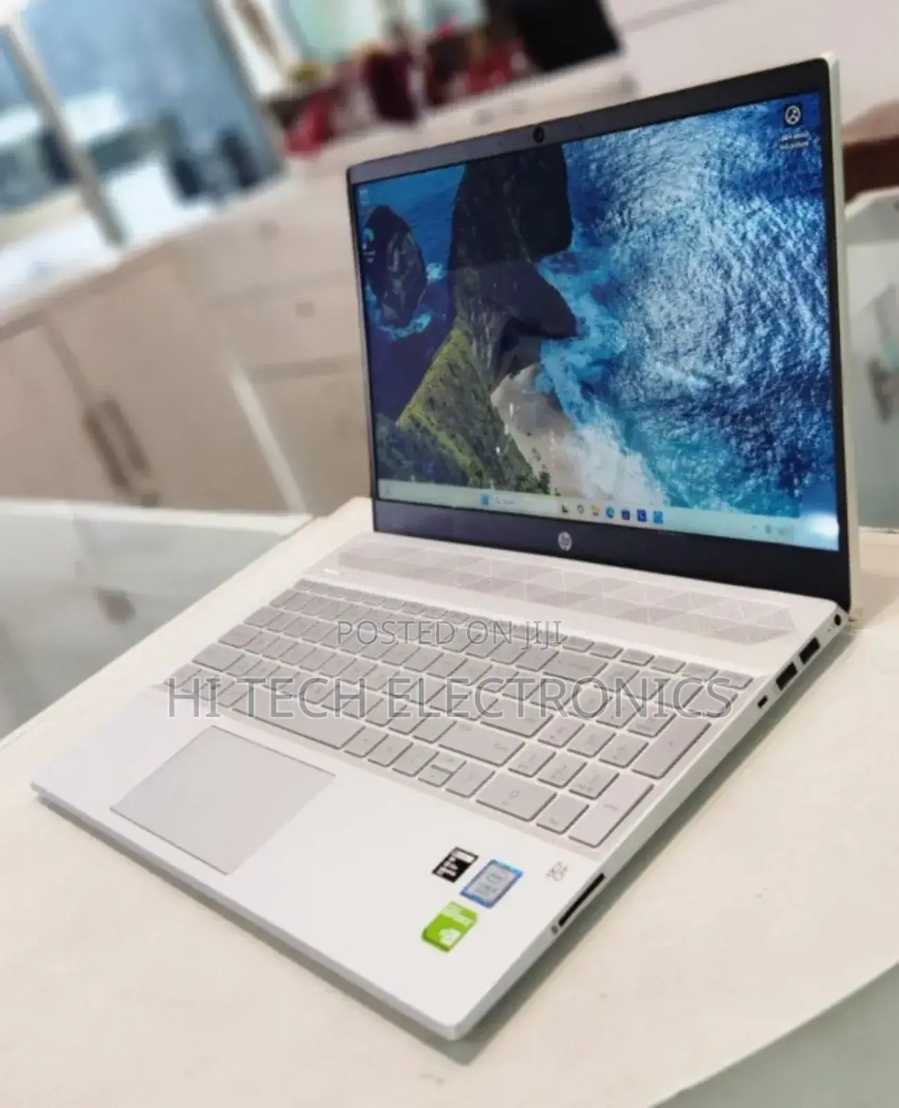 New Laptop HP Pavilion 15 8GB Intel Core I5 HDD+SSD 1.5T