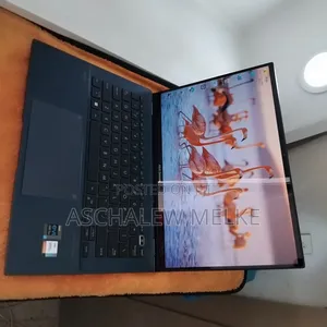 New Laptop Asus ZenBook UX330UA 16GB Intel Core I7 SSD 1T