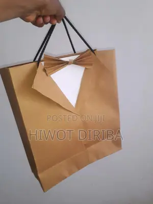 Photo - Paper Bags,Pizza Burger Box