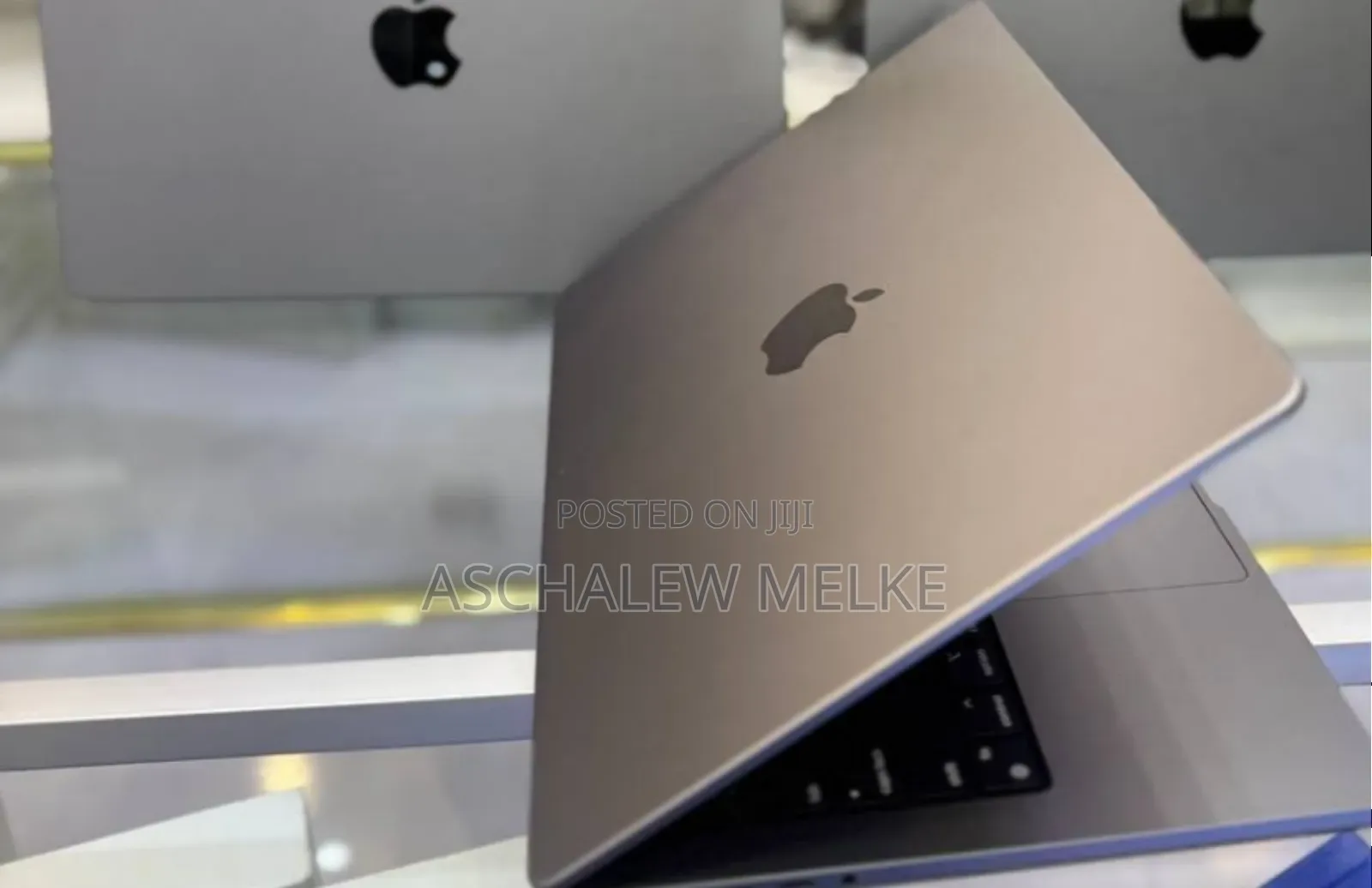 New Laptop Apple MacBook Pro 2021 M1 16GB Apple M1 Pro SSD 1T