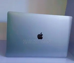 Photo - New Laptop Apple MacBook Pro 2017 16GB Intel Core I7 SSD 512GB