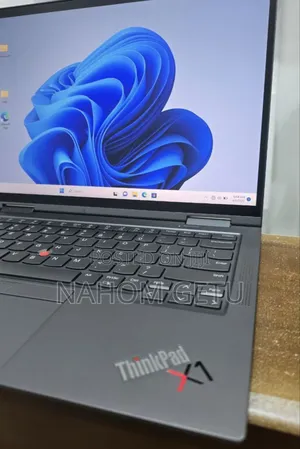 Photo - New Laptop Lenovo ThinkPad X1 Carbon 32GB Intel Core I7 SSD 1T