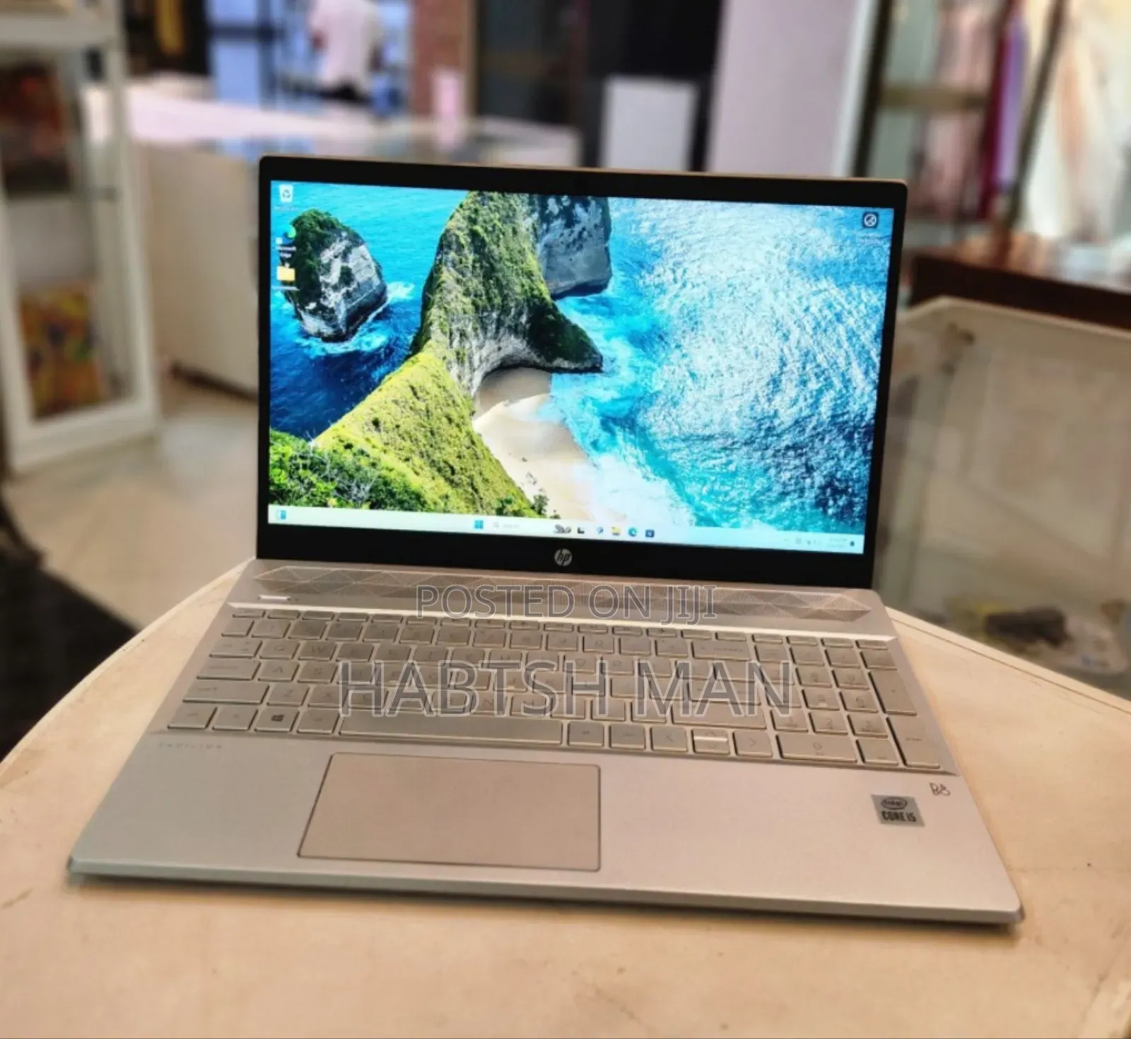 New Laptop HP Pavilion 15 8GB Intel Core I5 SSD 512GB