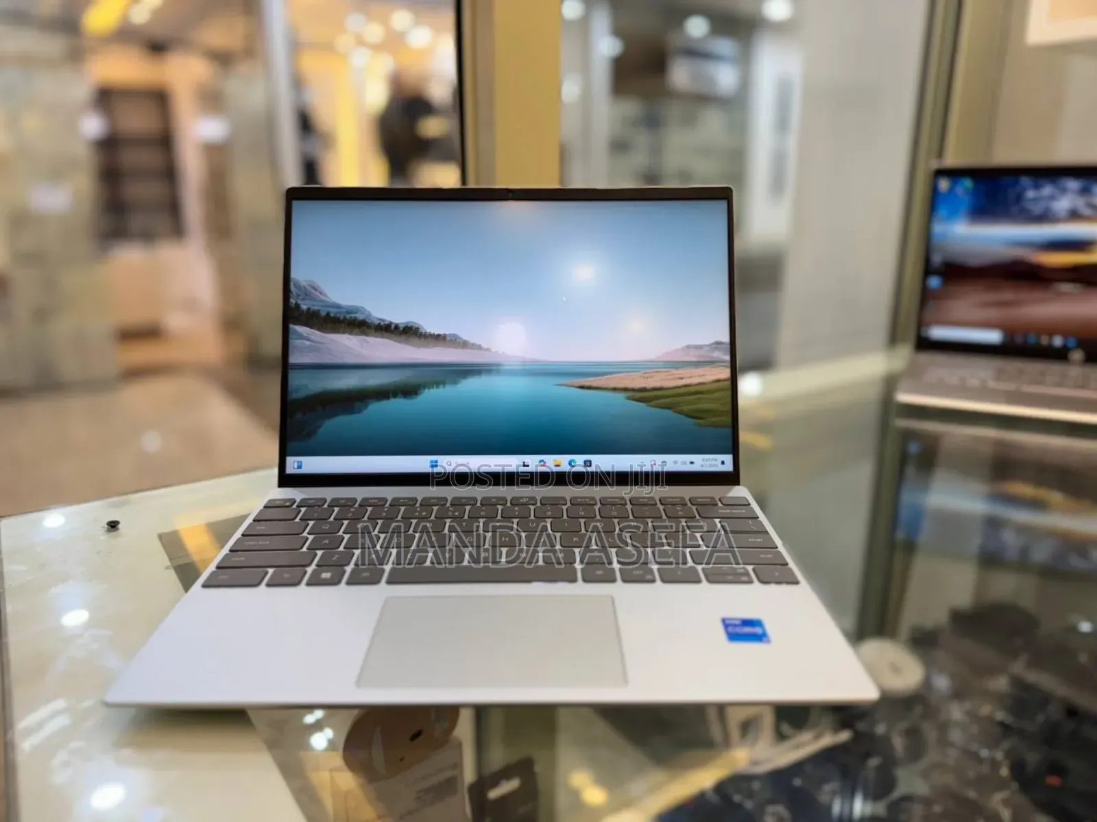 New Laptop Dell 16GB Intel Core I5 SSD 512GB