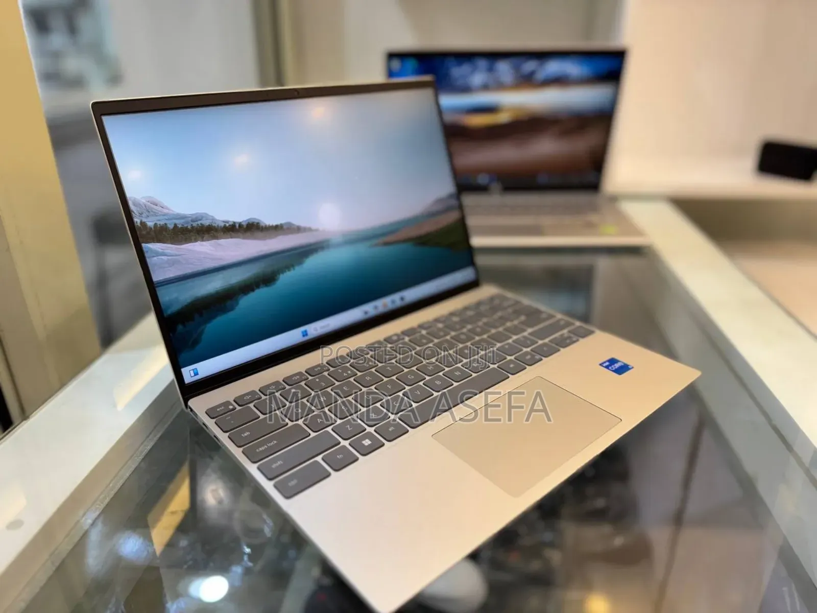New Laptop Dell 16GB Intel Core I5 SSD 512GB
