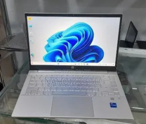 New Laptop HP Pavilion 15 8GB Intel Core I7 SSD 512GB