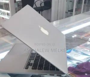 New Laptop Apple MacBook Pro 2015 16GB Intel Core I5 SSD 512GB